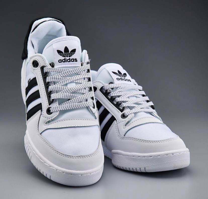 Adidas forum bad bunny