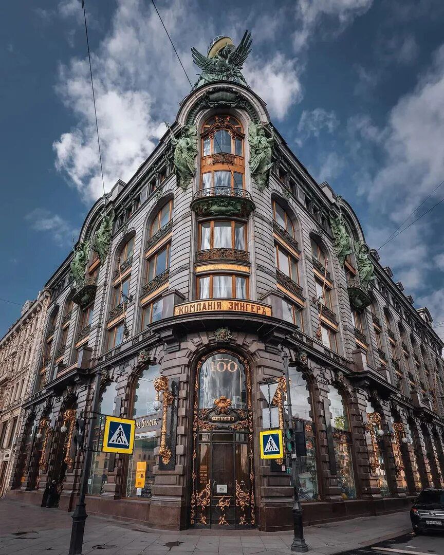 самые известные здания санкт петербурга