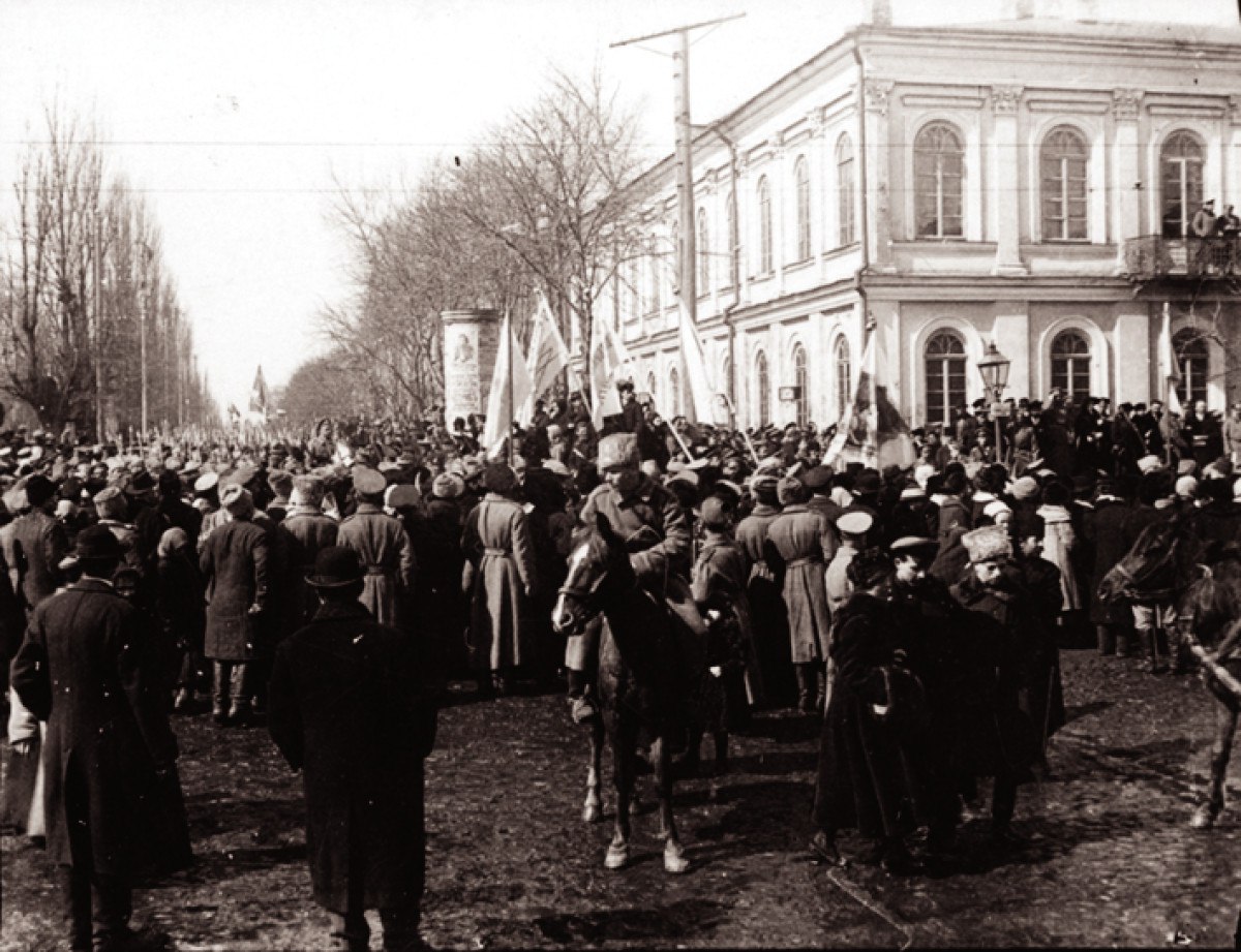 Киевский период годы. Центральная рада в Киеве 1917. Киев 1917 год. Революция в Киеве 1917.